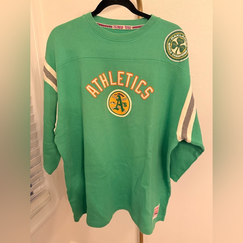 Vintage Oakland Athletics A’s Crewneck Sweatshirt World Champions Patch Green